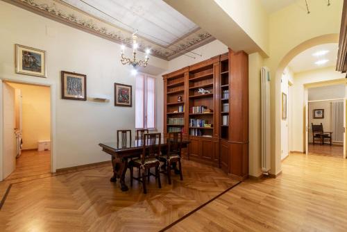 Sallustiano Apartamento | Historic Apartment in Sallustiano