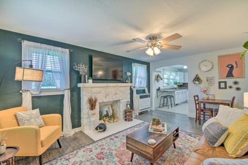 Branson Casa | Historic Branson Cottage 7 Mi to Table Rock Lake!