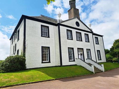 Campbeltown Apartamento | Historic central apartment in Castlehill Mansions