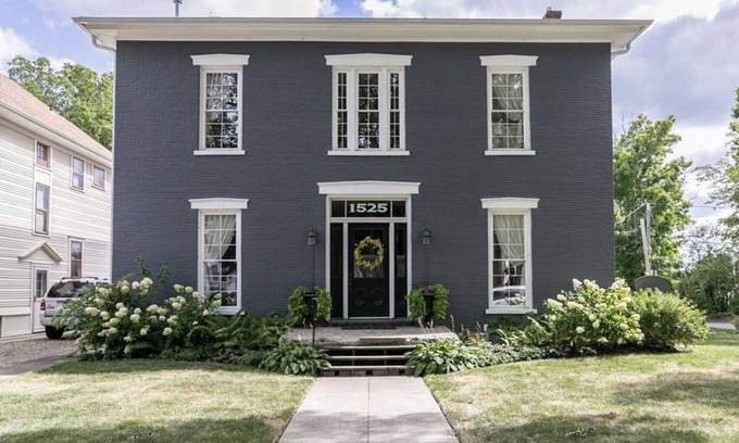 Marion Casa | Historic Charm with Modern Amenities