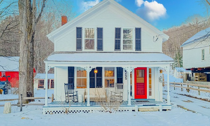 East Dorset Casa | Historic charmer with a private hot tub, firepit, washer/dryer - dog friendly