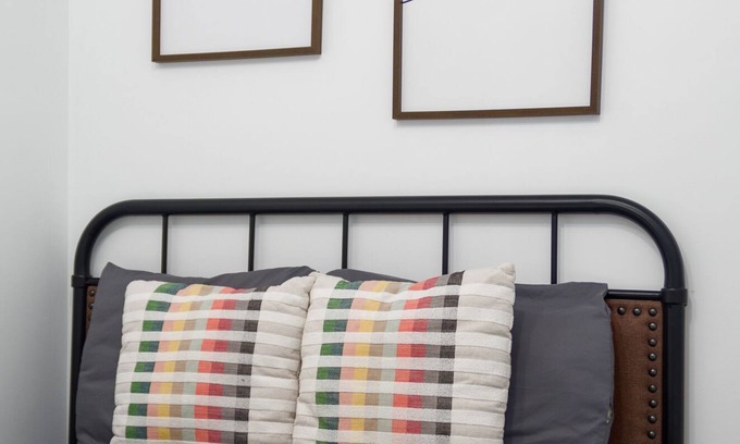 Buffalo Apartamento | Historic Clean Place Minutes to Anywhere in City