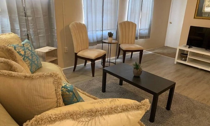 Valdosta Apartamento | Historic Comfortable apartment (near Hospital 2nd Floor)