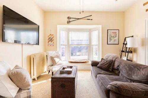 Ellicottville Apartamento | HISTORIC COMFY CONDO- Heart of Ellicottville, Self Checkin