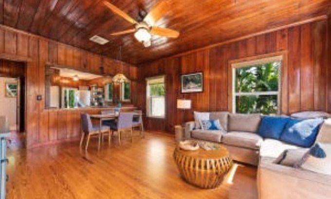 Hobe Sound Cabaña | Historic Cottage in Zeus Park