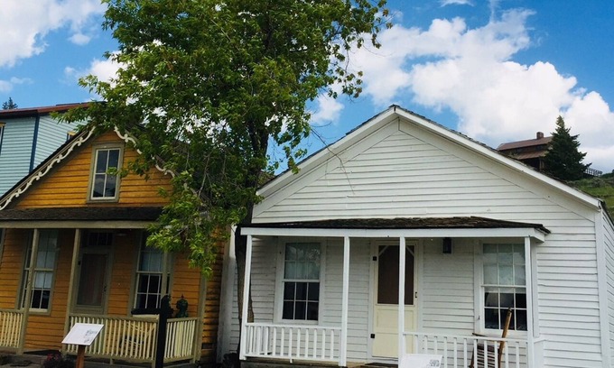 Virginia City Casa | Historic Daems and Corbett House