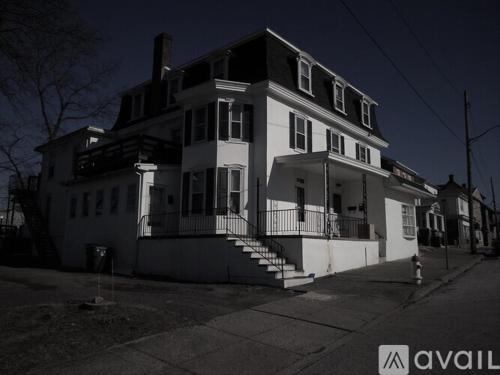 Souderton Apartamento | - Historic District Haven 3BR, 2BA Townhome Escape