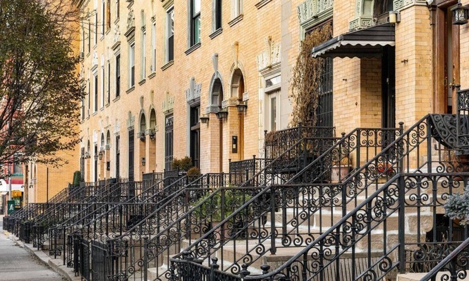 Upper Manhattan Casa | Hermosa unidad dúplex recientemente renovada en una casa histórica, Manhattan NYC.
