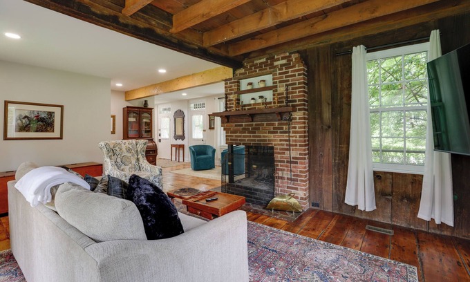 Erwinna Casa | Historic Erwinna Vacation Home Near Delaware River
