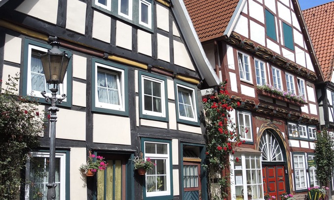Rinteln Condominio | Hist. permite entramado de madera de 1571, a pesar de estar tranquila, centro de Mascotas