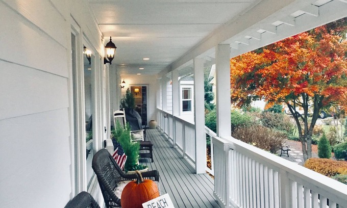 Hansville Casa | Historic Haven Across From Puget Sound High Speed Internet.