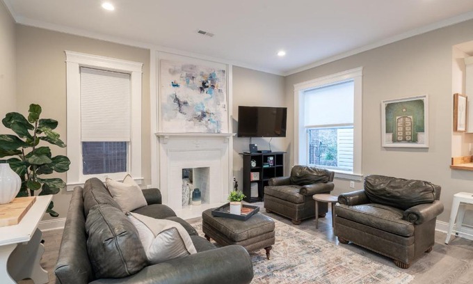 Central West End Casa | Historic Haven | JZ Vacation Rentals