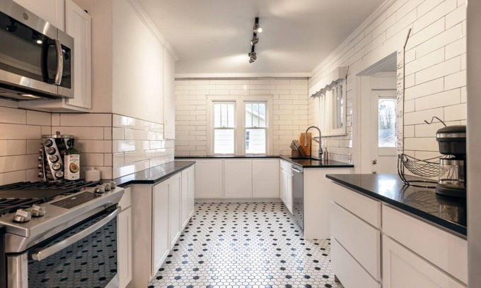 Spokane Casa | Historic Home on Large Park (Minutes to downtown)