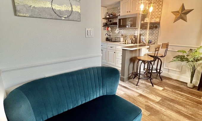 Haines City Apartamento | Historic Love, Modern Appeal C