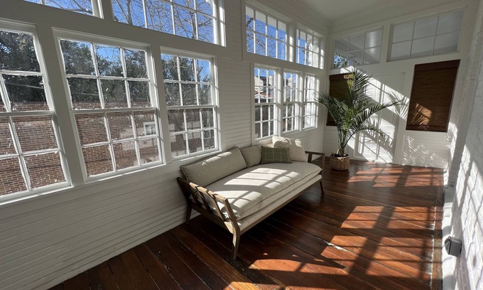 Harleston Village Apartamento | Historic Luxury Condo, Heart of Charleston