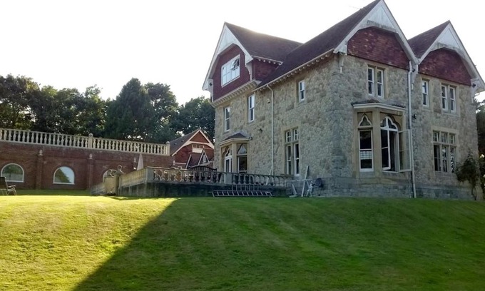 Higham Casa | Historic Manor House - Sleeps 16 - Pool & Hot Tub