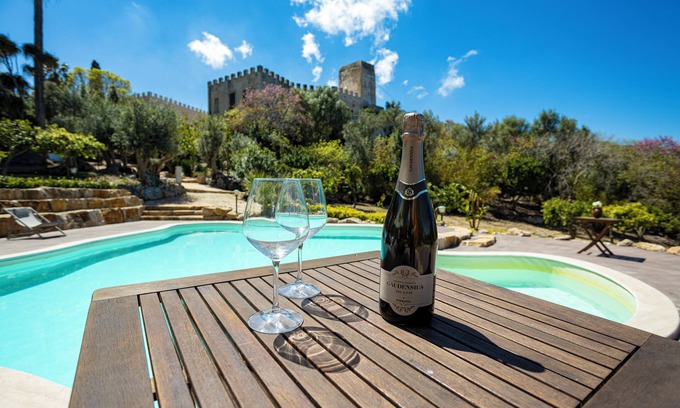 Sant'Andrea Bonagia Villa | Mansión histórica 'Villa Fontana', con piscina privada y antiguo parque botánico