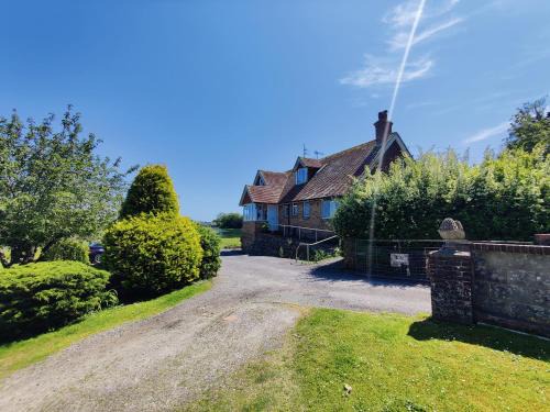 Newhaven Apartamento | Historic river side cottage - top apartment