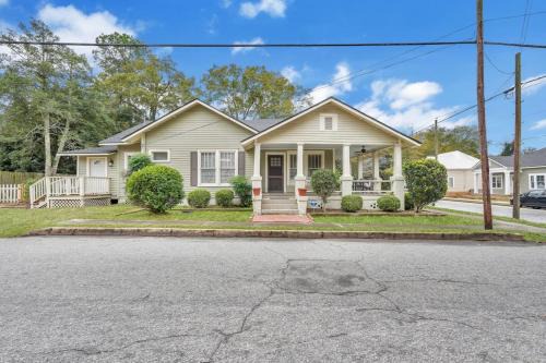 Statesboro Casa | Historic Southern Home - close to downtown and GSU