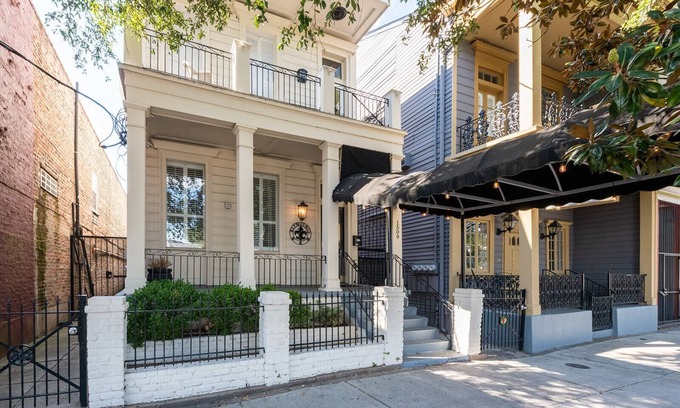 Faubourg Lafayette Casa | Historic Streetcar Inn