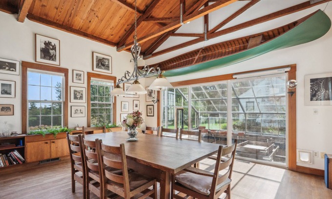 Holderness Casa | Historic True Farm: 100 Acres + Dock on Squam Lake