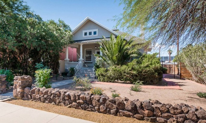 West University Casa | Historic University 1 Bedroom!