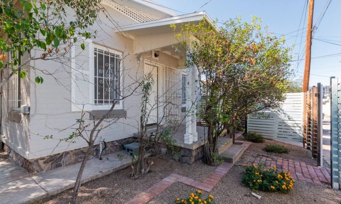 West University Casa | Historic University 2 Bedroom 2 Bath