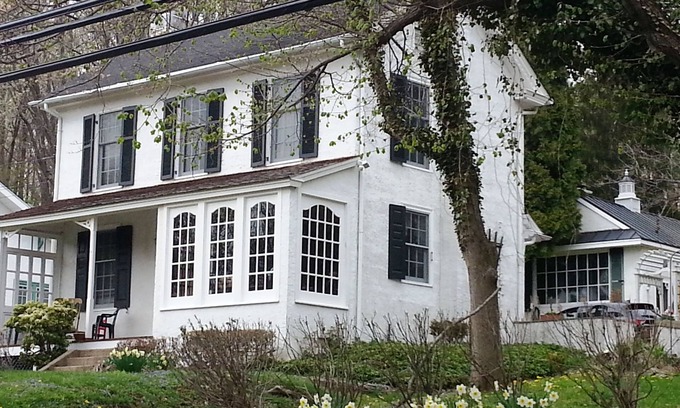 Chester Springs Casa | Historic Village Retreat Convienient Para Todo
