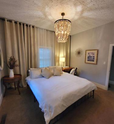 West End Casa | Historic West End Atlanta Treasure - Close to Downtown & Beltline