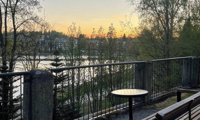 Kuopio Apartamento | Historical 1BR Penthouse with Sauna
