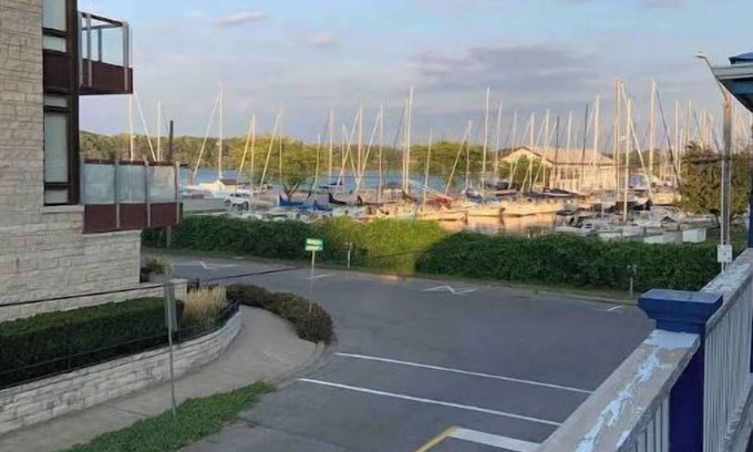 Old Town Historic District Hotel | Historical Waterfront King George Inn 8