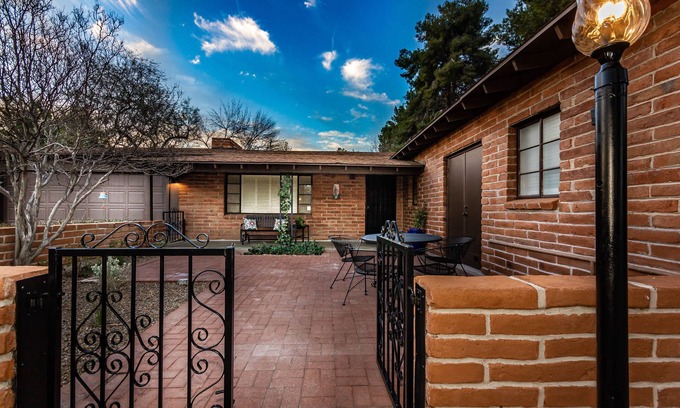 Tucson Casa | Historical Home Central East Side