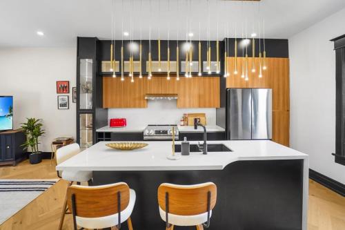 Salem Apartamento | Historical Loft Retreat Minutes to Elora Main St