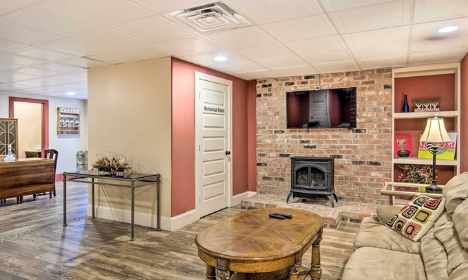 Gaffney Apartamento | Historical South Carolina Escape w/ Patio!