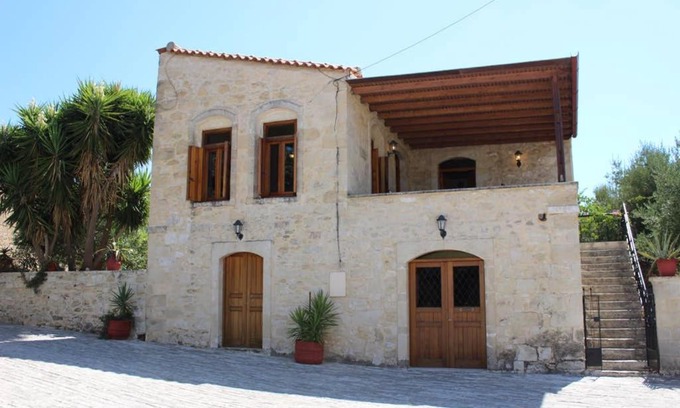 Pasalites Apartamento | Historical stone house