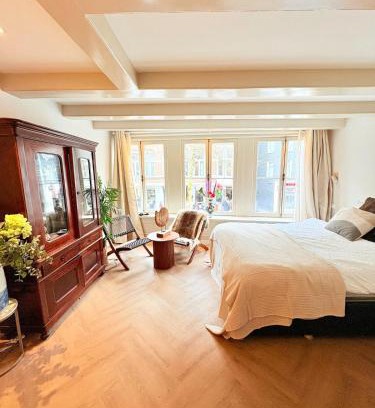 Binnenstad Apartamento | History and luxury