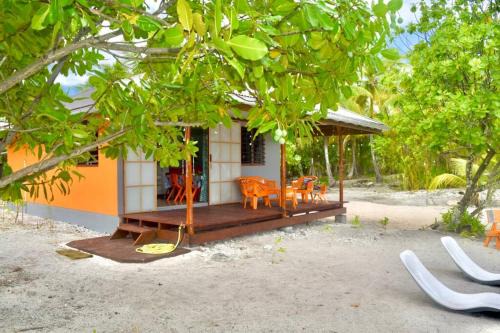 Tuherahera Casa | Hiti Tikehau, the ocean side bungalow