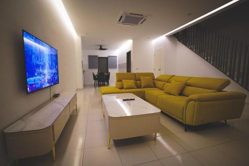 Shah Alam Casa | HM Residence 11pax Setia City Convention