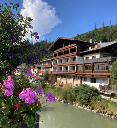 Bruck an der Grossglocknerstrasse Hotel | Hotel LukasMayr