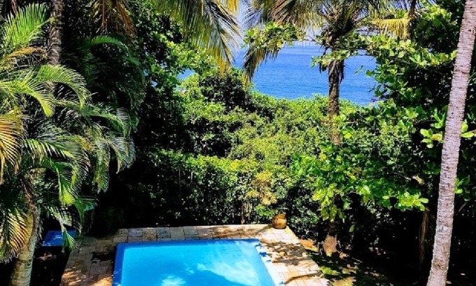 Praia do Toque-Toque Pequeno Casa | House "on the sand" in Toque-Toque peq. Private gate to the beach. Seafront.