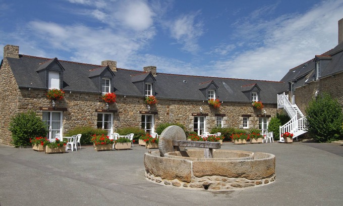Saint-Jouan-des-Guerets Casa | House for 5 people in st Malo