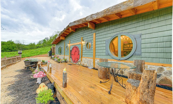 Cosby Cabaña | Hobbit-Themed House on 6 Acres in Cosby