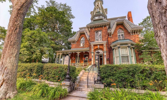 Kingston Cama Y Desayuno | Hochelaga Inn
