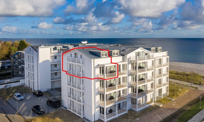 Grossenbrode Apartamento | Hochwertiges Penthouse Über Zwei Ebenen mit Galerieschlafzimmer und Meerblick