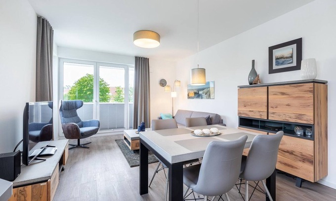 Boltenhagen Apartamento | Hochwertiges Ferienapartment mit Sonnigem Balkon und nur 200 m zum Ostseestrand - Aparthotel