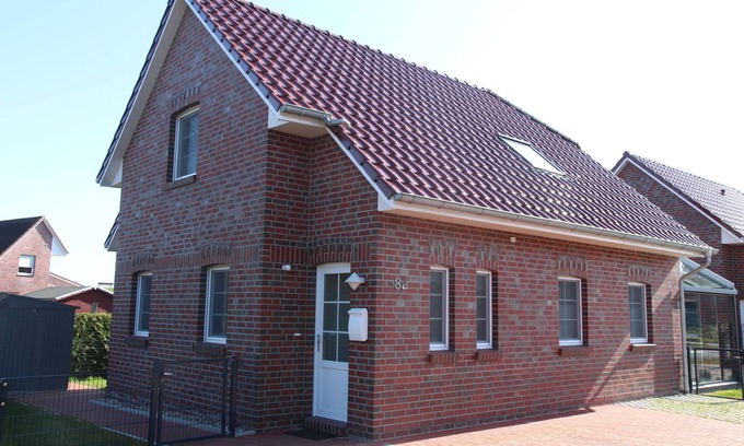 Greetsiel Casa | Hochwertiges Ferienhaus in Direkter Nähe zum Hafen