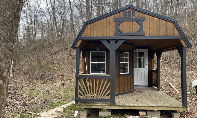 Logan Cabina | Hocking Half-Pint Cottage
