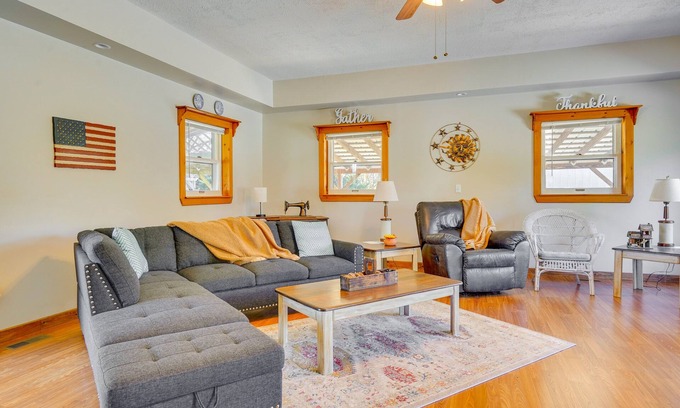 Rockbridge Casa | Hocking Hills Hideaway w/ Hot Tub & Fire Pit!