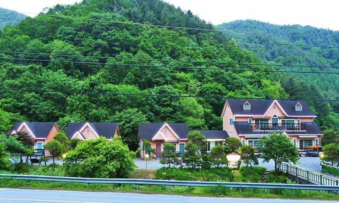 Seowon Casa | Hoengseong Jamjari Pension