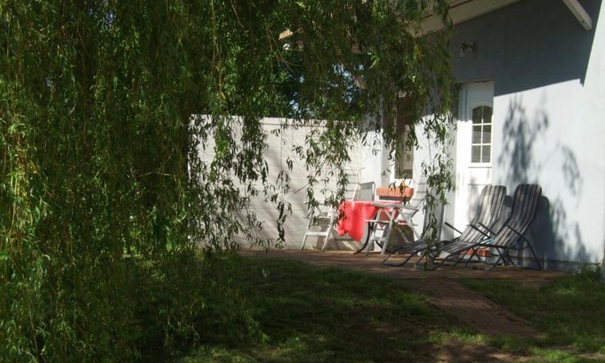 Saal Apartamento | Hof Kranichweide, Ferienwohnung "Granilager"